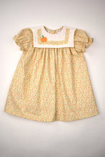 Load image into Gallery viewer, FLORAL FLOAT DRESS WITH PUMPKIN COLLAR